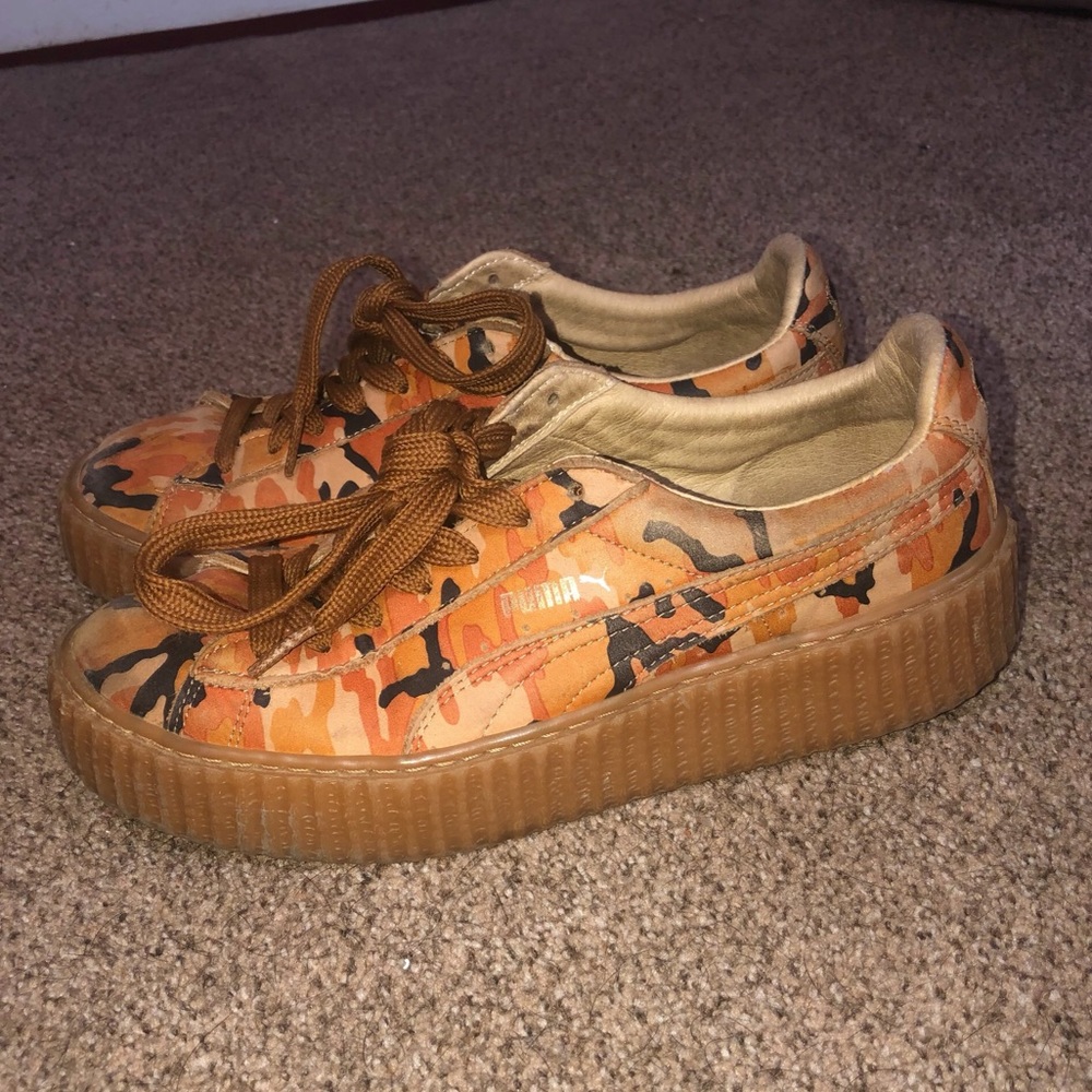 These are Rihanna’s Puma Creeprs